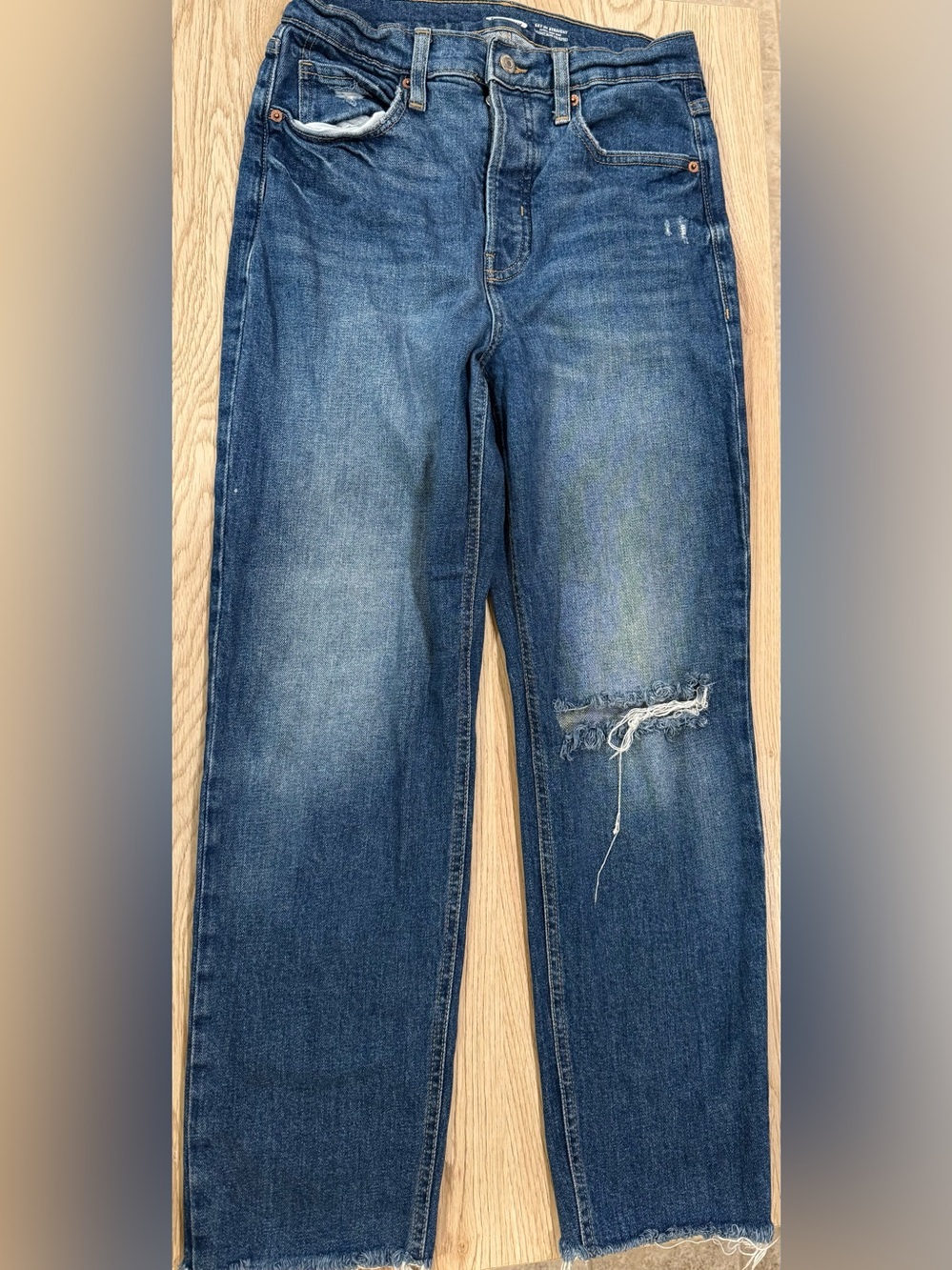 Old Navy Women's Blue Straight-Leg Jeans with Knee Distress